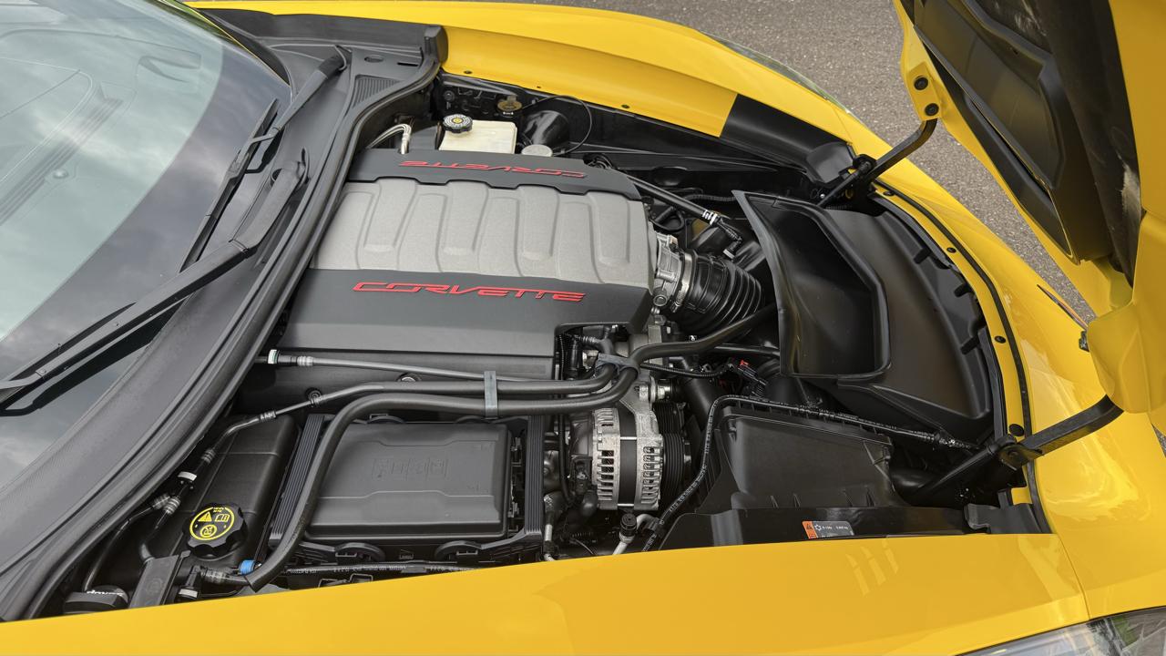 Chevrolet Corvette 2dr Stingray Z51 Conv w/2LT 2015