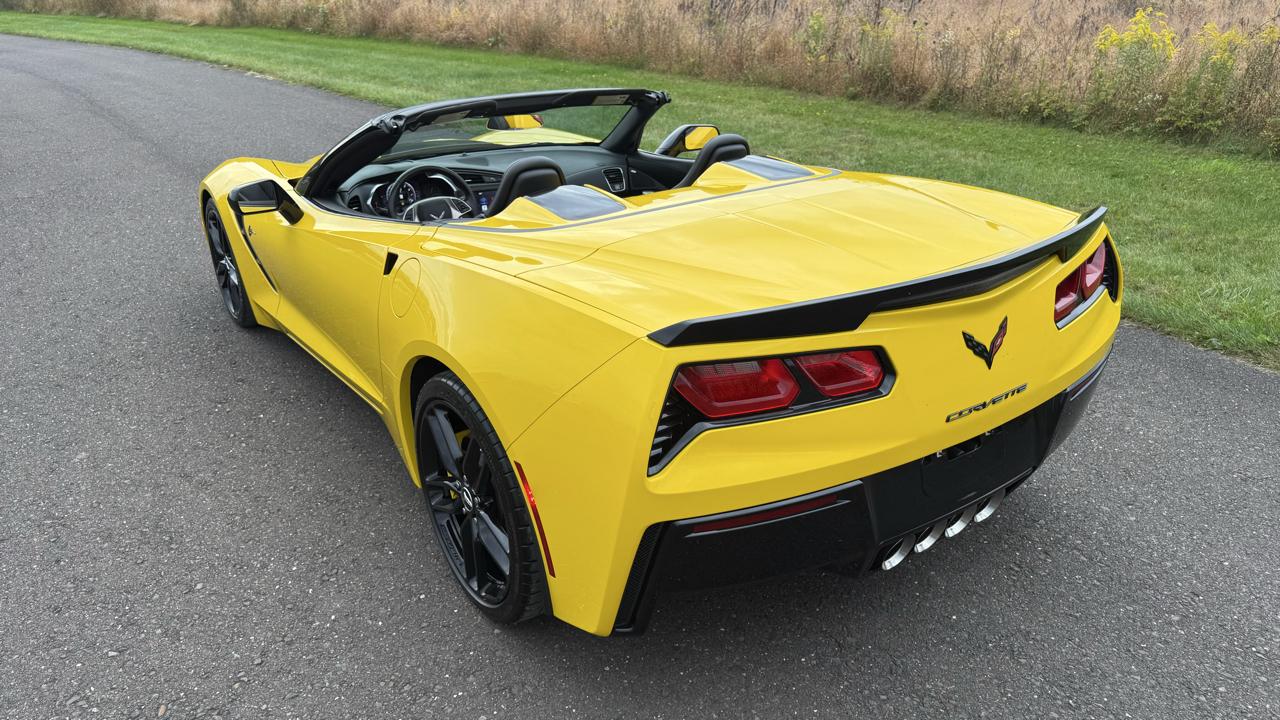Chevrolet Corvette 2dr Stingray Z51 Conv w/2LT 2015