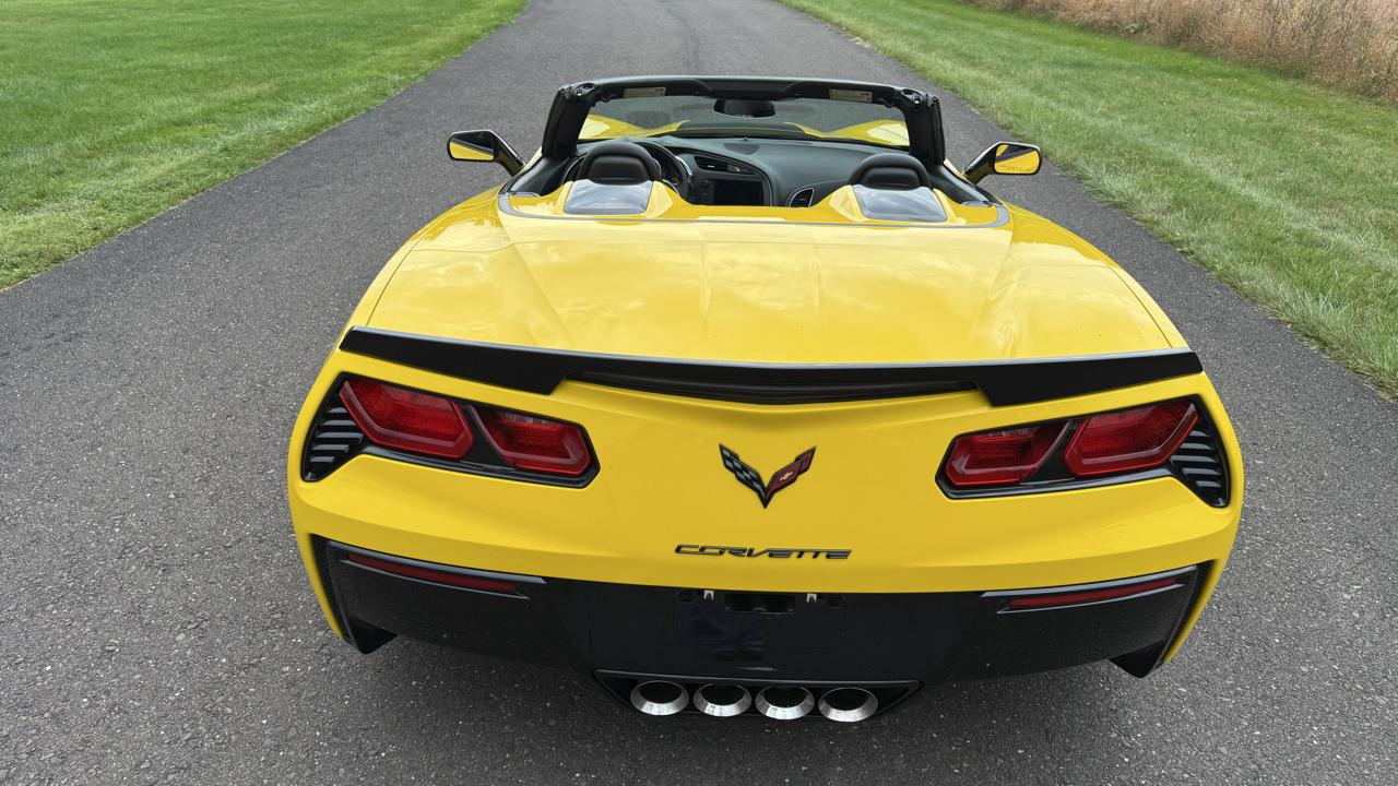 Chevrolet Corvette 2dr Stingray Z51 Conv w/2LT 2015