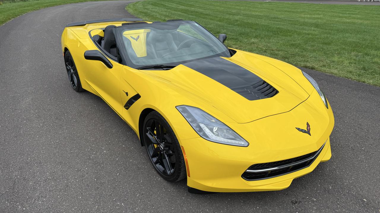 Chevrolet Corvette 2dr Stingray Z51 Conv w/2LT 2015