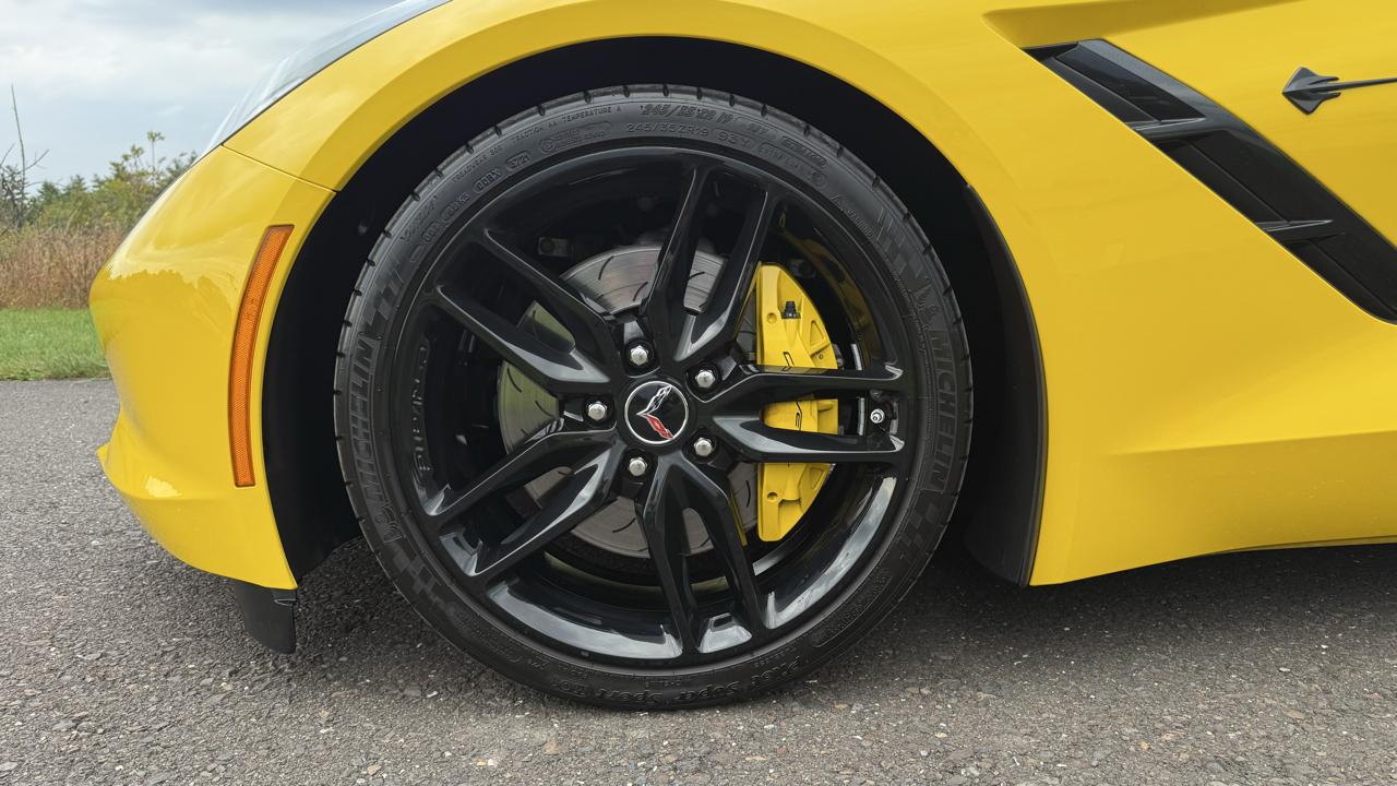 Chevrolet Corvette 2dr Stingray Z51 Conv w/2LT 2015