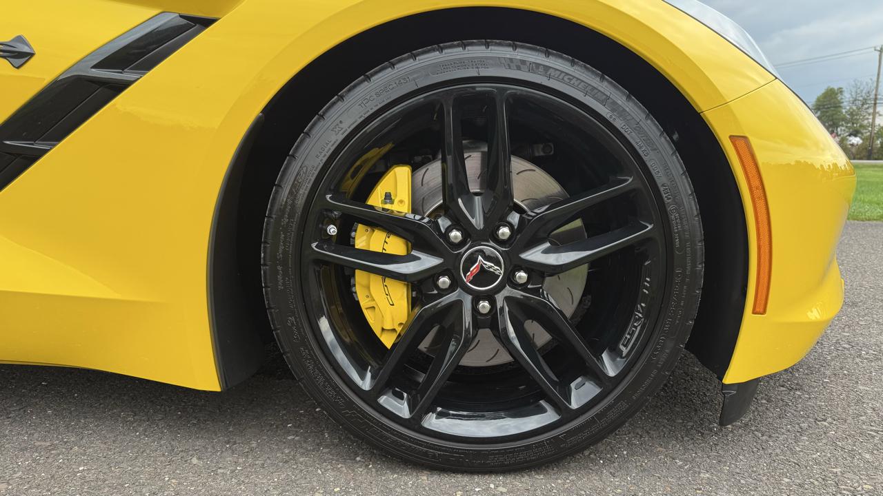 Chevrolet Corvette 2dr Stingray Z51 Conv w/2LT 2015