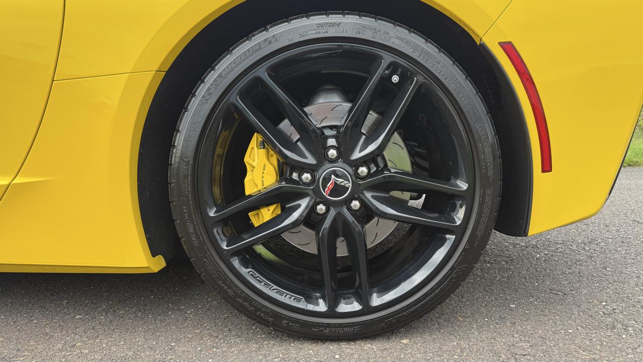 Chevrolet Corvette 2dr Stingray Z51 Conv w/2LT 2015