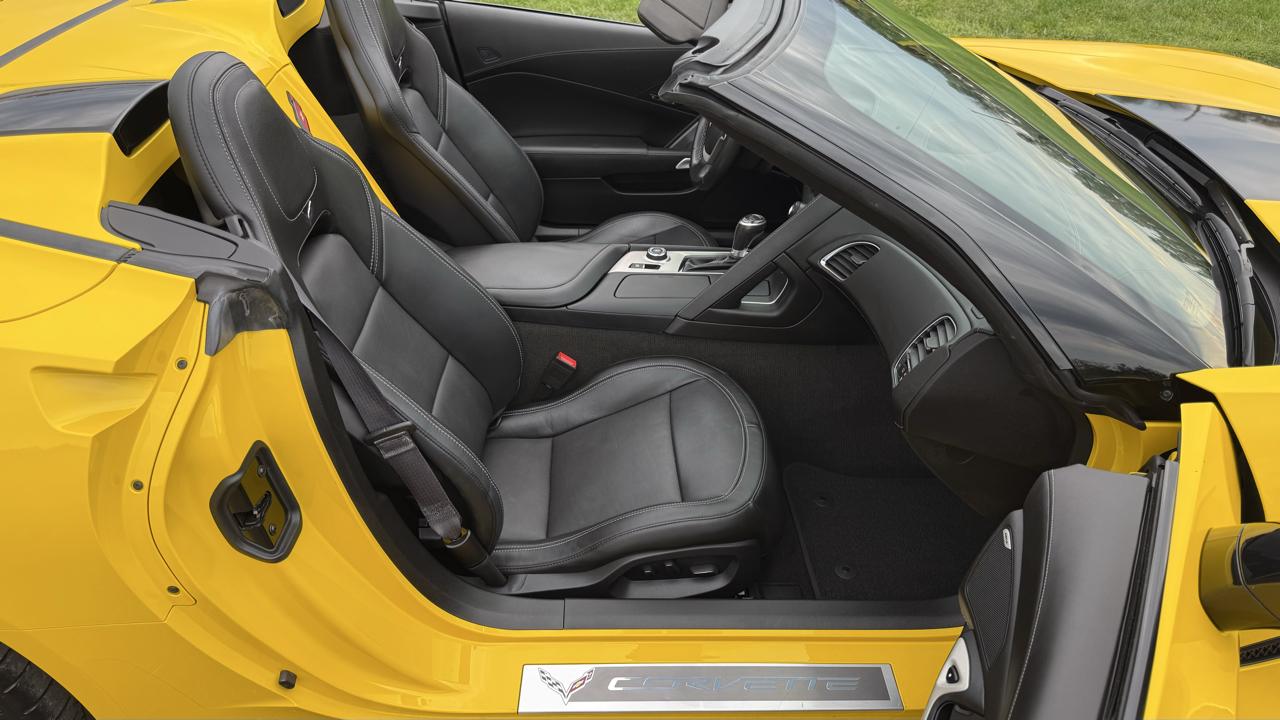 Chevrolet Corvette 2dr Stingray Z51 Conv w/2LT 2015