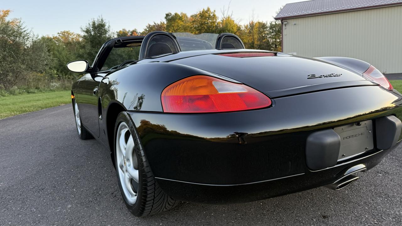 Porsche Boxster 2dr Roadster Manual 2000