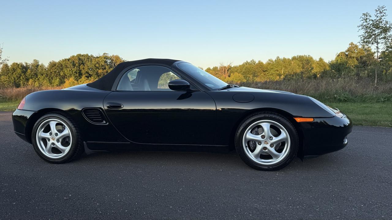 Porsche Boxster 2dr Roadster Manual 2000