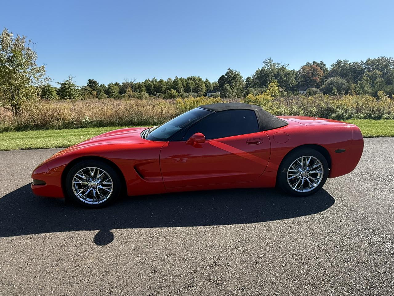 Chevrolet Corvette 2dr Convertible 2001