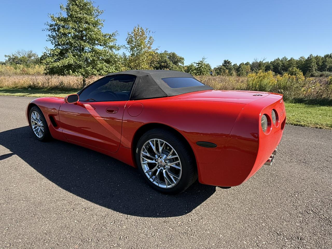 Chevrolet Corvette 2dr Convertible 2001