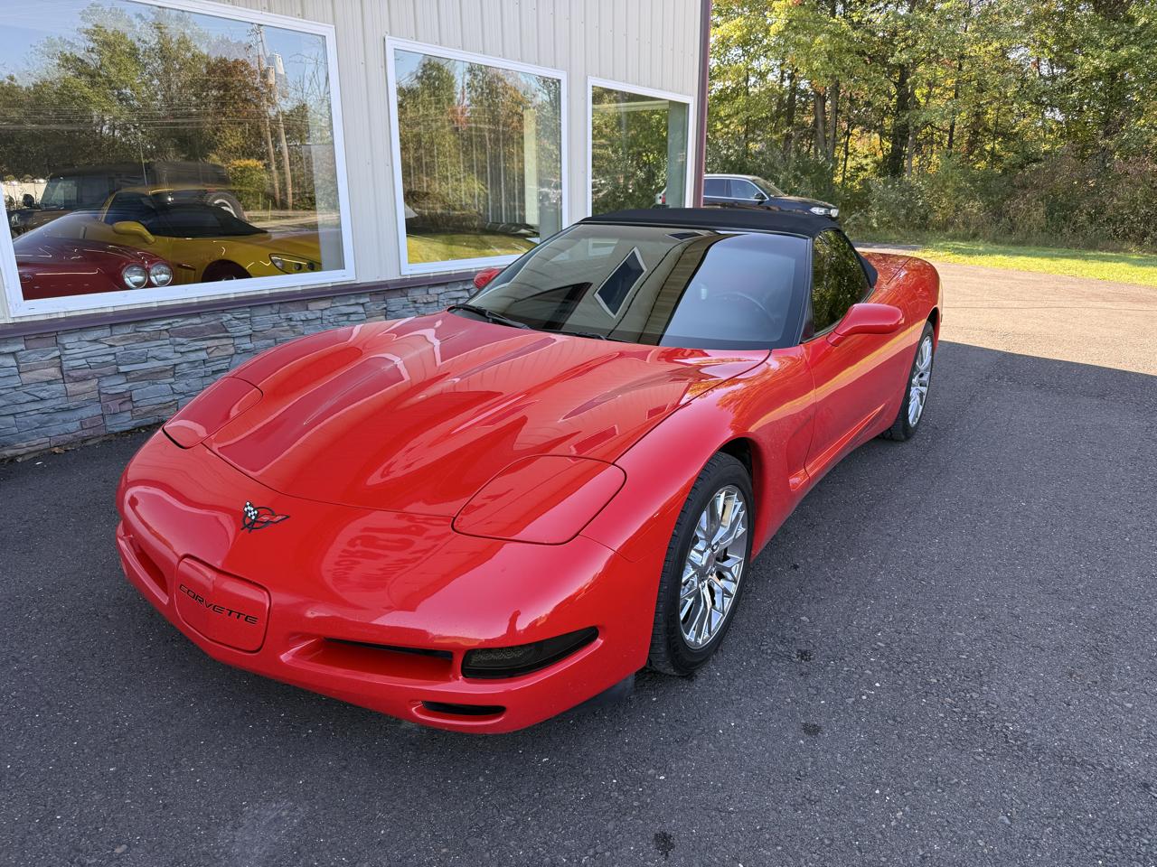 Chevrolet Corvette 2dr Convertible 2001