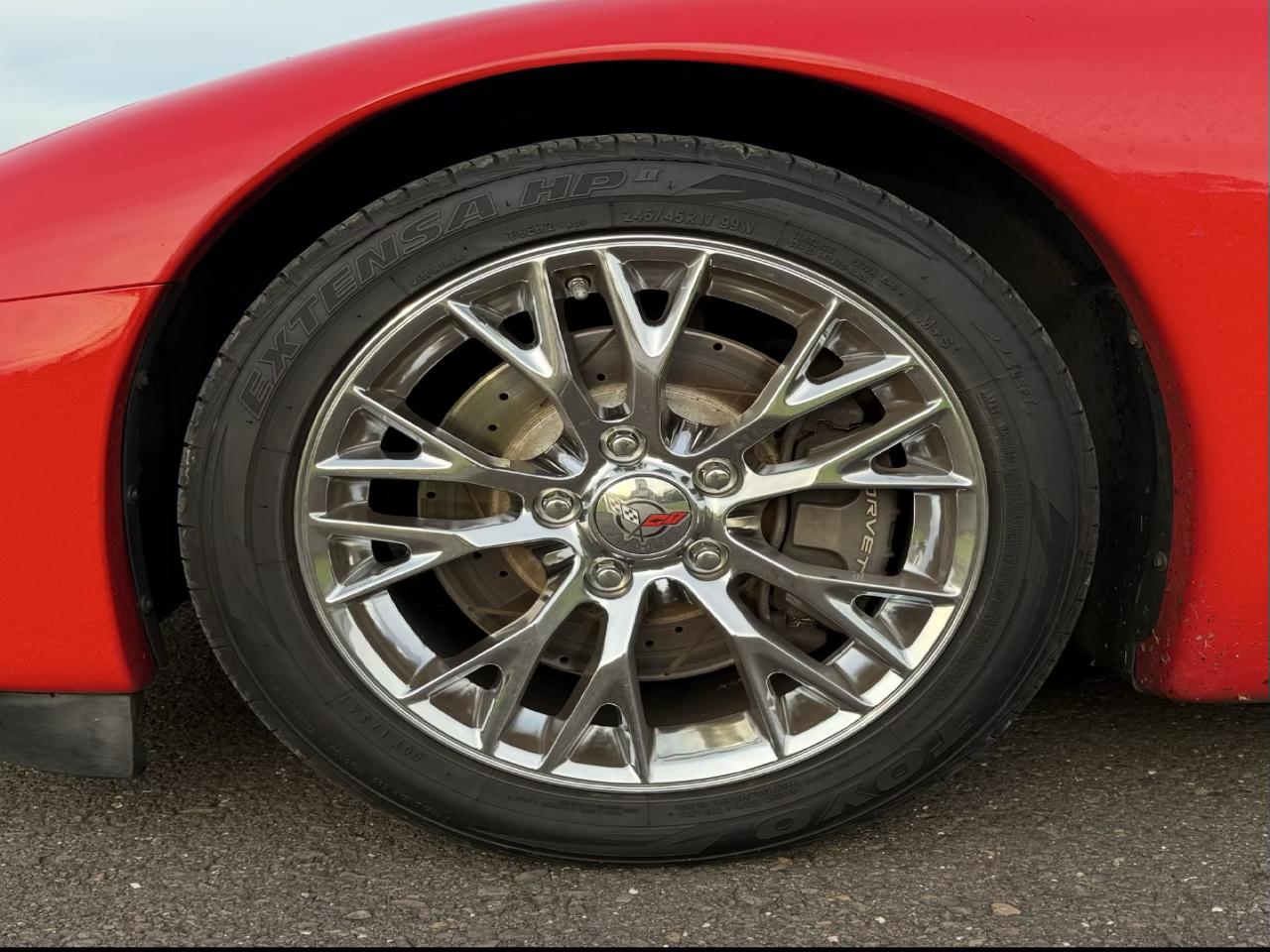 Chevrolet Corvette 2dr Convertible 2001