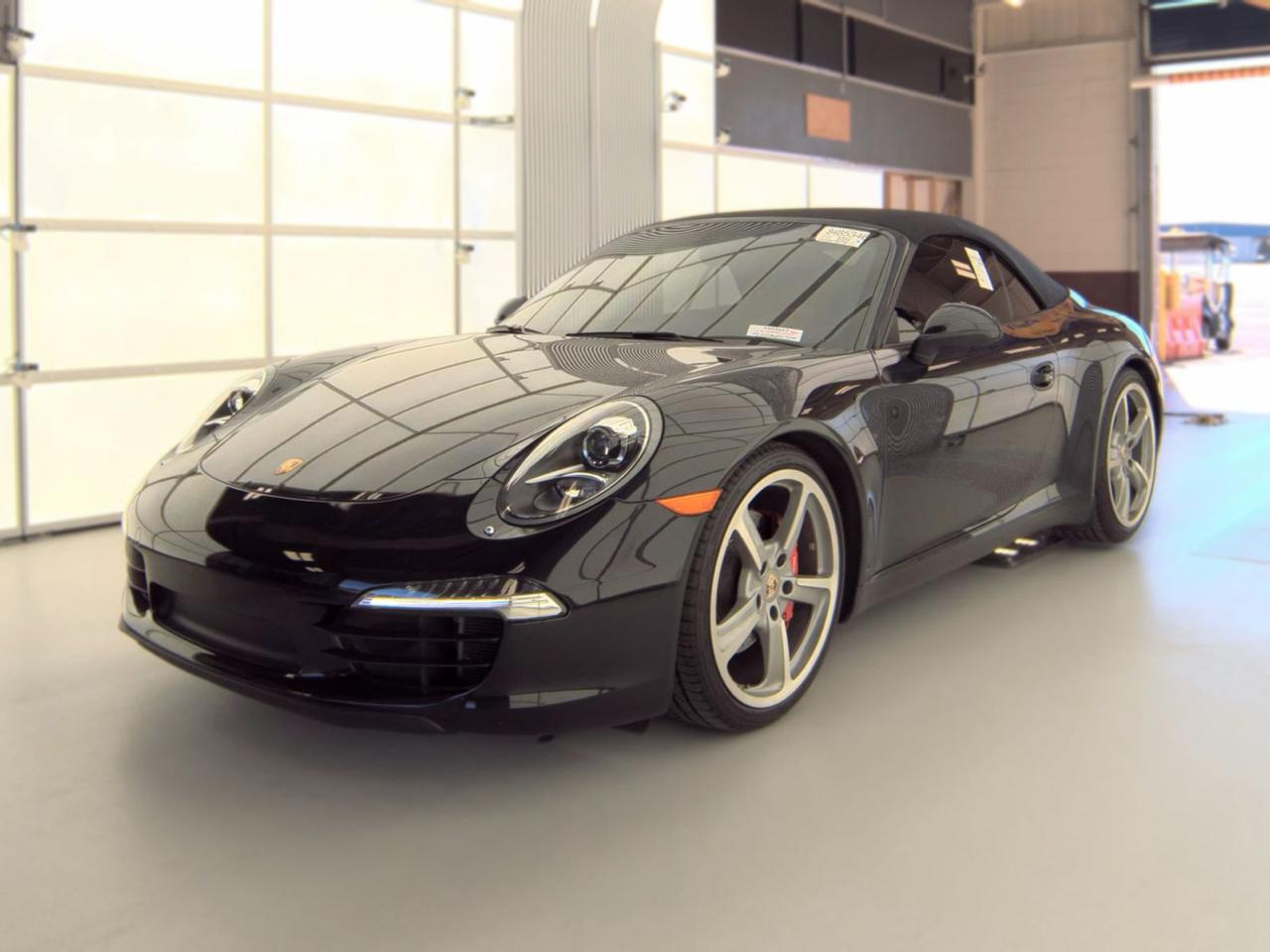 Porsche 911 2dr Cabriolet Carrera S 2013