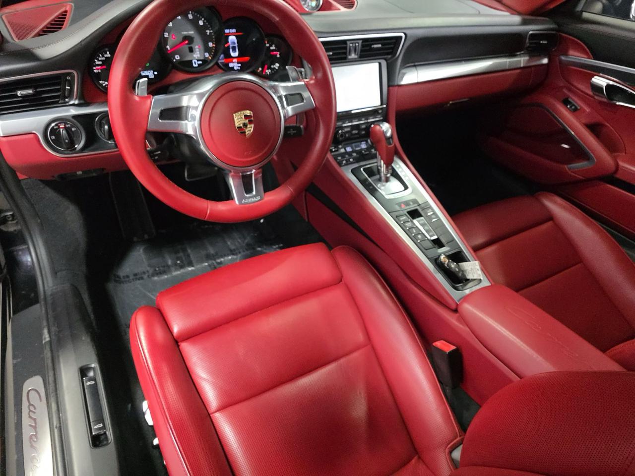 Porsche 911 2dr Cabriolet Carrera S 2013