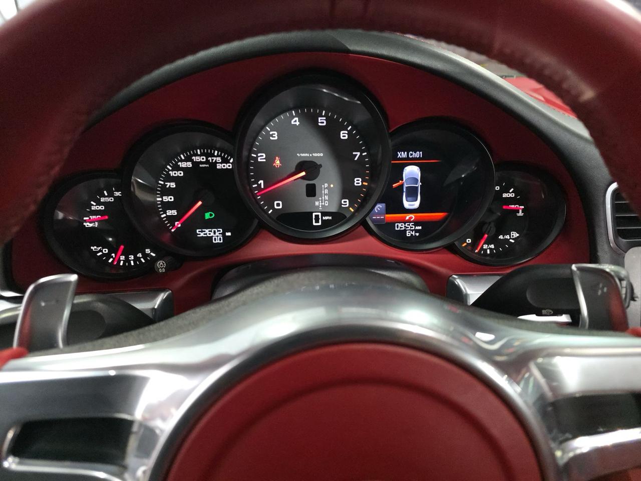 Porsche 911 2dr Cabriolet Carrera S 2013