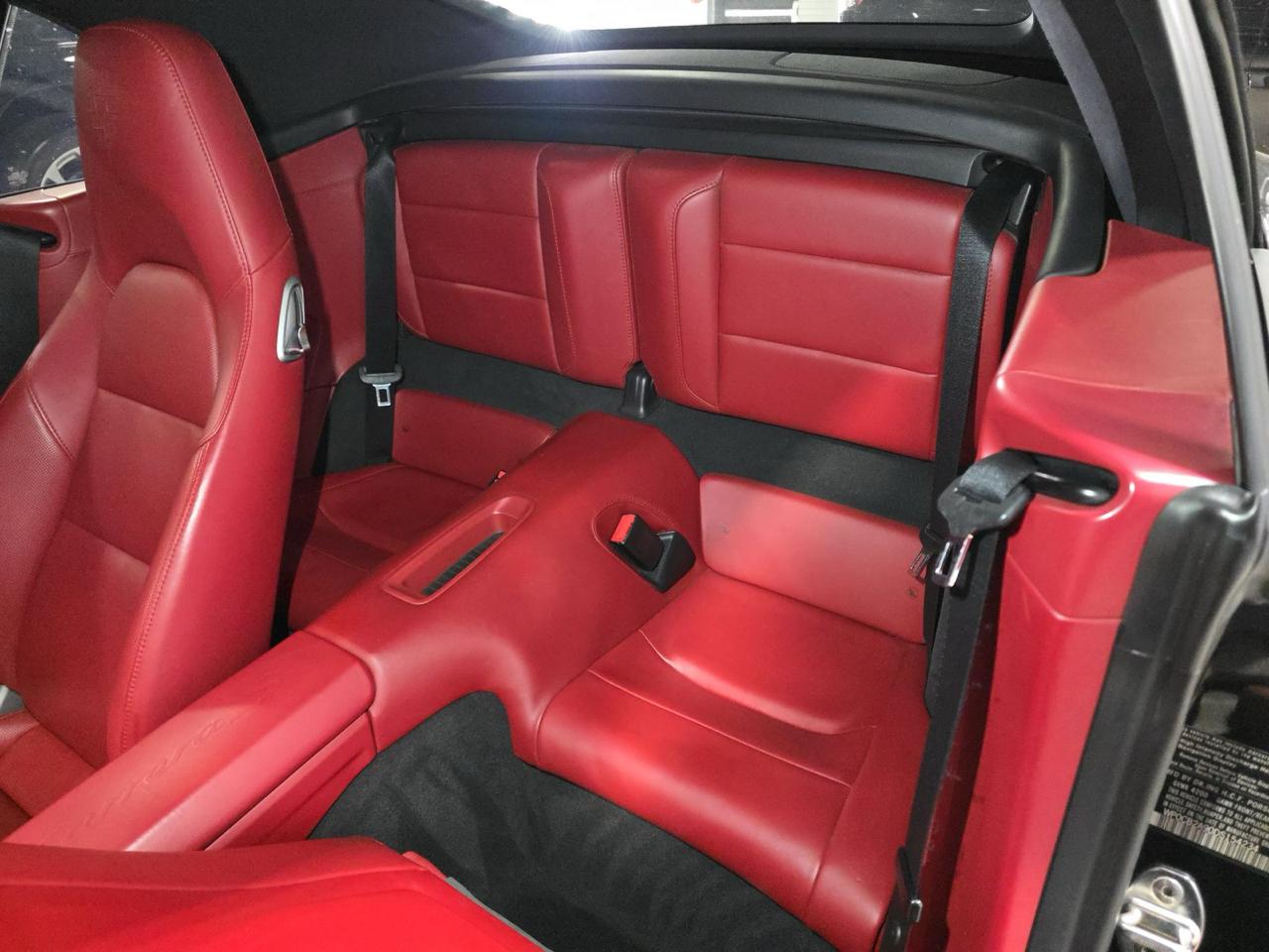 Porsche 911 2dr Cabriolet Carrera S 2013