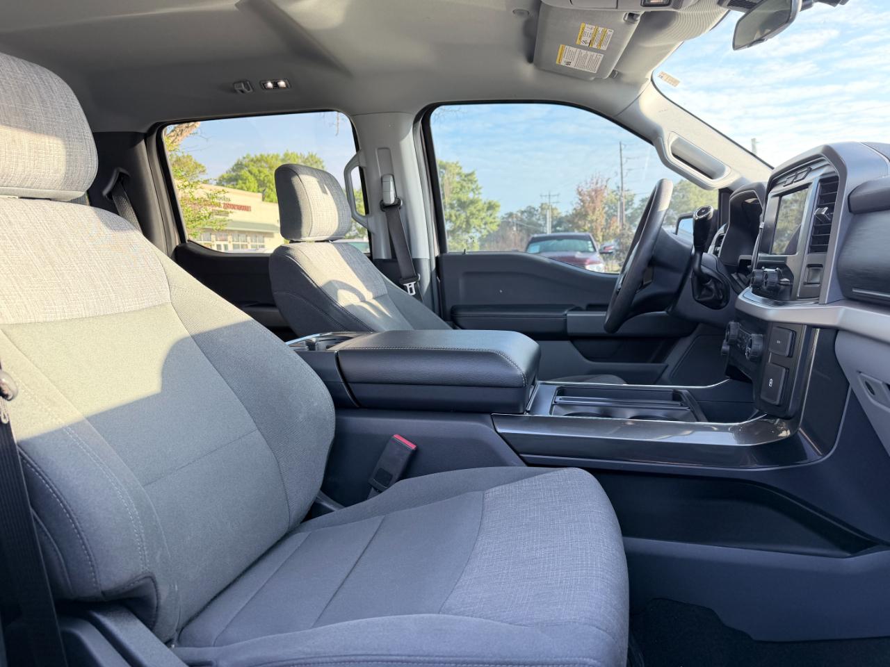 Ford F-150 XLT 4WD SuperCrew 5.5' Box 2023