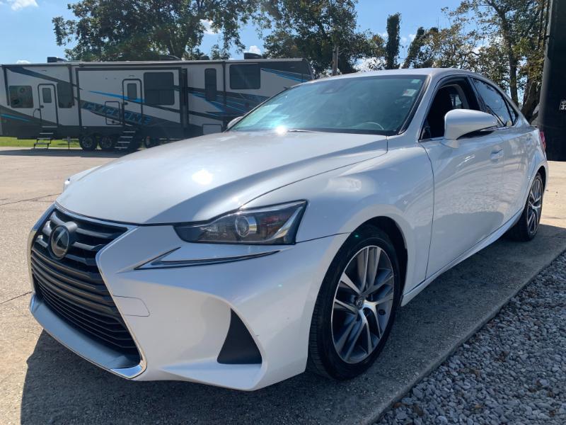 Lexus IS 300 RWD 2020