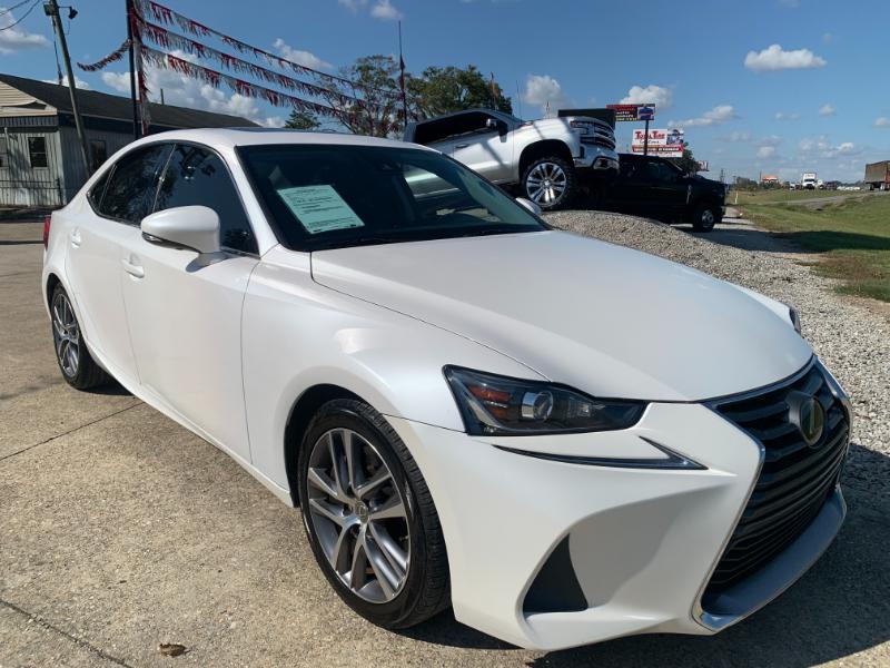 Lexus IS 300 RWD 2020
