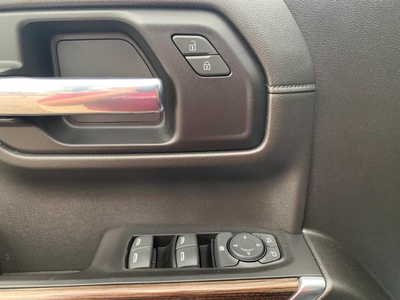 Chevrolet Silverado 1500 Limited LT Crew Cab 4WD 2022