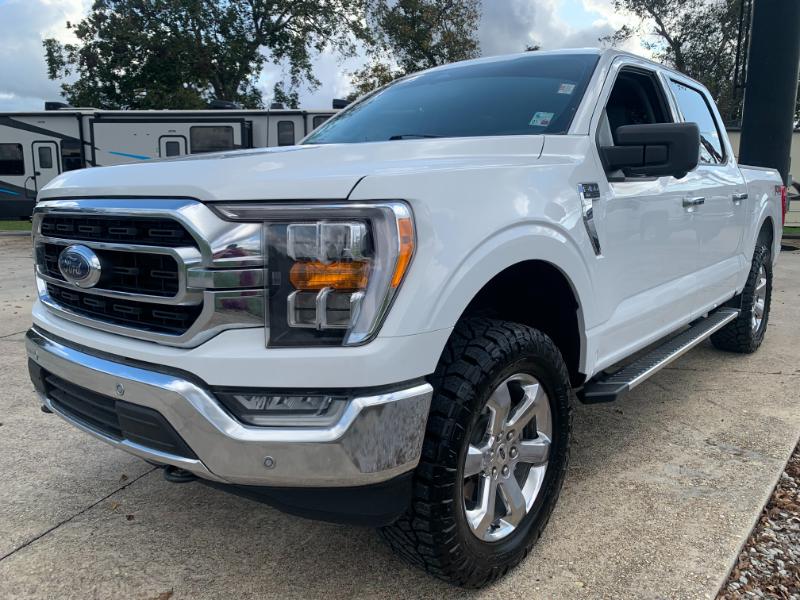 Ford F-150 XLT SuperCrew 4WD 2023