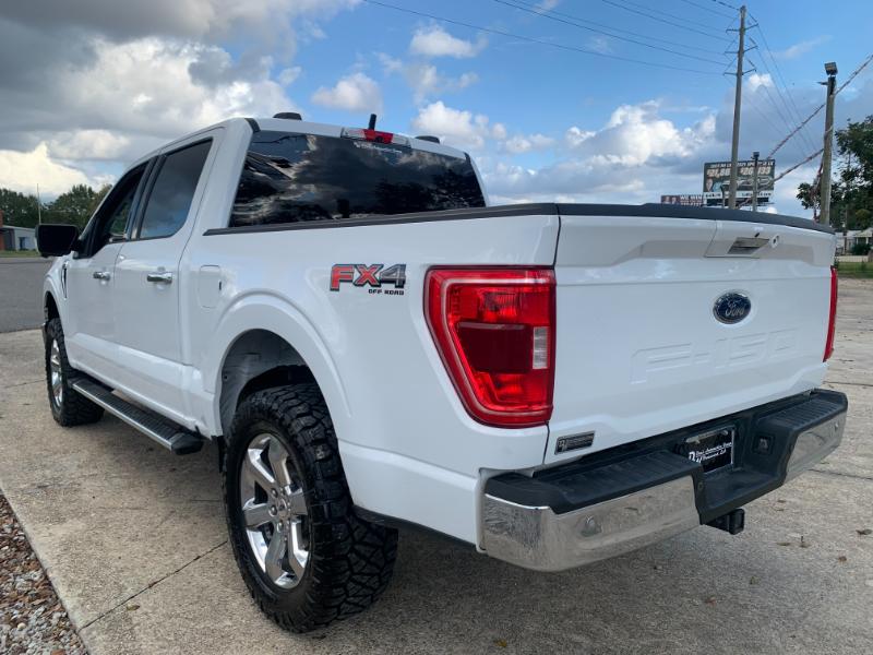 Ford F-150 XLT SuperCrew 4WD 2023