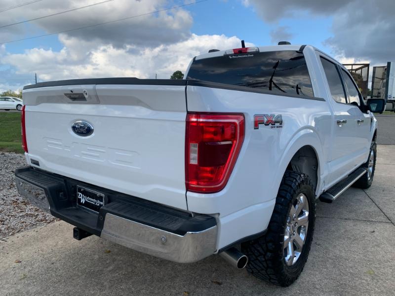 Ford F-150 XLT SuperCrew 4WD 2023