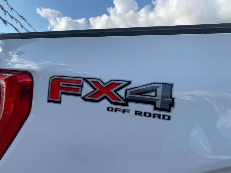 Ford F-150 XLT SuperCrew 4WD 2023