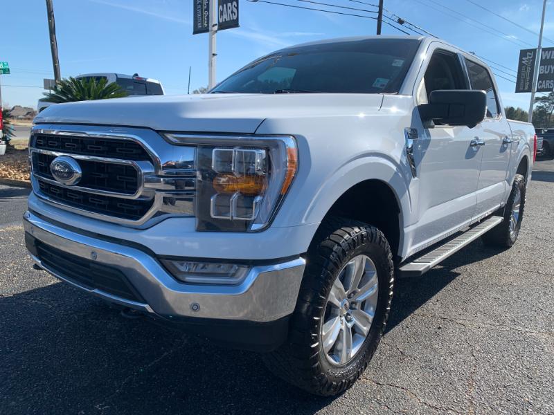 Ford F-150 XLT SuperCrew 4WD 2023