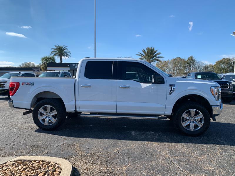 Ford F-150 XLT SuperCrew 4WD 2023