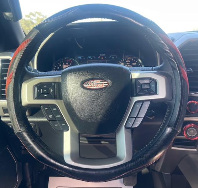 Ford F-150 Lariat SuperCrew 4WD 2018 Ford F-150 Lariat SuperCrew 4WD 2018