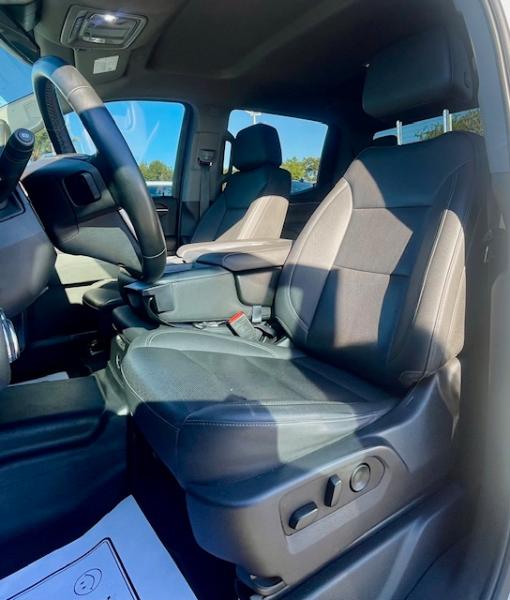 GMC Sierra 1500 SLT Crew Cab 4WD 2023 GMC Sierra 1500 SLT Crew Cab 4WD 2023