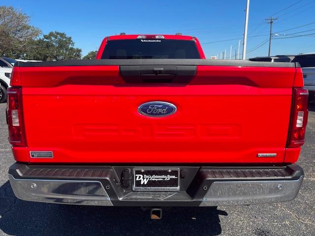 Ford F-150 XLT 2WD SuperCab 8' Box 2022 Ford F-150 XLT 2WD SuperCab 8' Box 2022