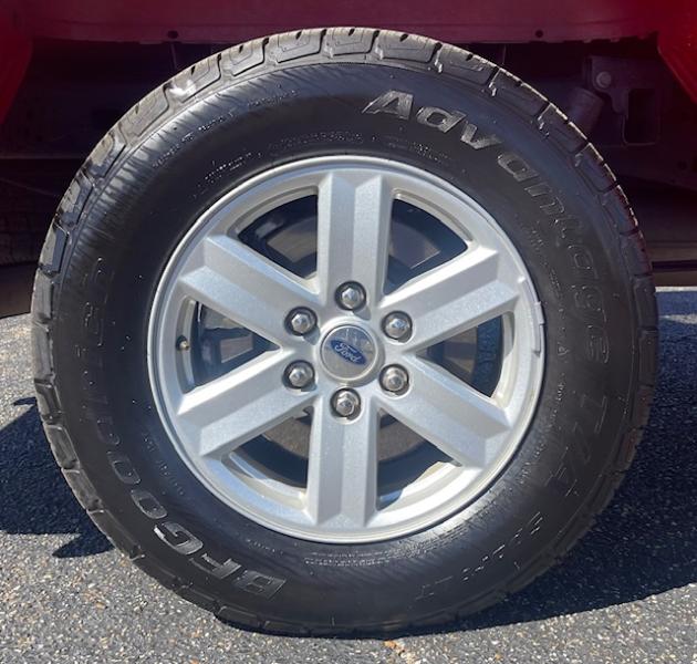 Ford F-150 XLT 2WD SuperCab 8' Box 2022 Ford F-150 XLT 2WD SuperCab 8' Box 2022