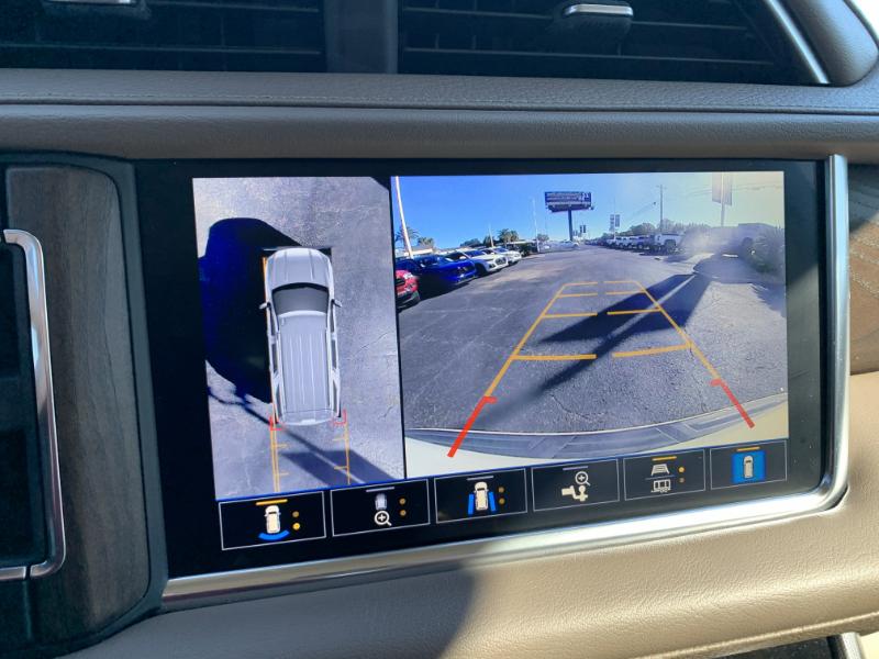 GMC Yukon Denali 2WD 2021