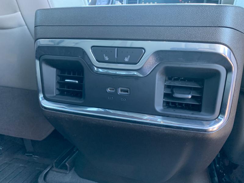 GMC Sierra 1500 SLT Crew Cab 4WD 2023