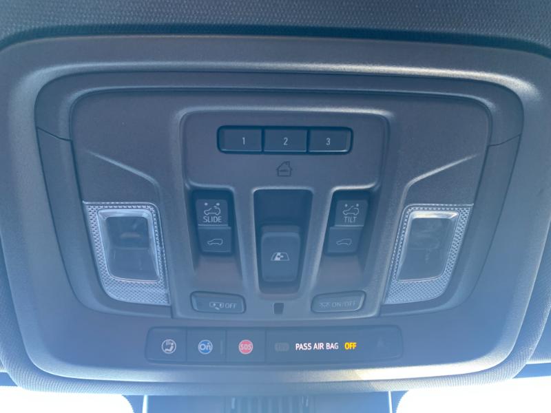 GMC Sierra 1500 SLT Crew Cab 4WD 2023