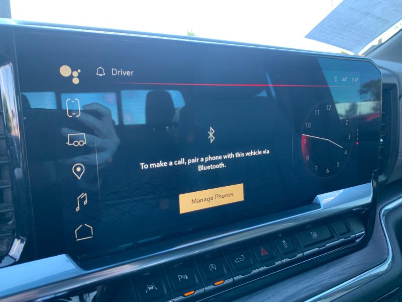 GMC Sierra 1500 SLT Crew Cab 4WD 2023