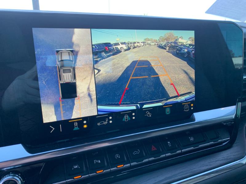 GMC Sierra 1500 SLT Crew Cab 4WD 2023