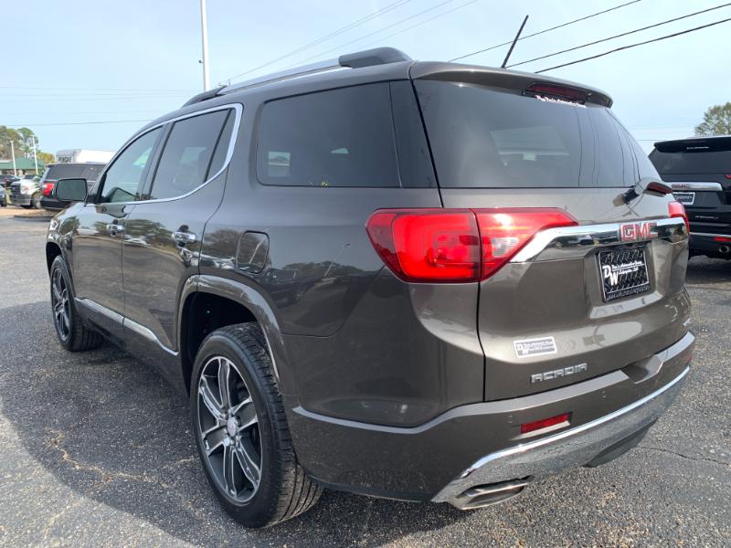 GMC Acadia Denali AWD 2019