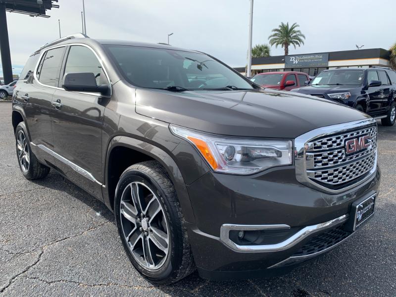 GMC Acadia Denali AWD 2019