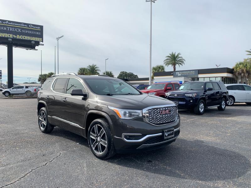 GMC Acadia Denali AWD 2019
