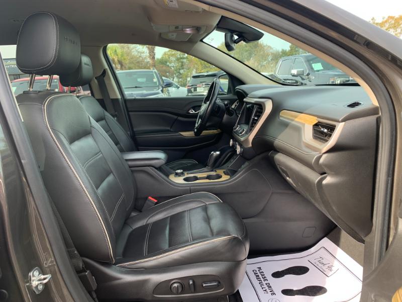 GMC Acadia Denali AWD 2019