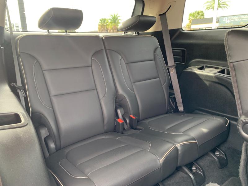 GMC Acadia Denali AWD 2019