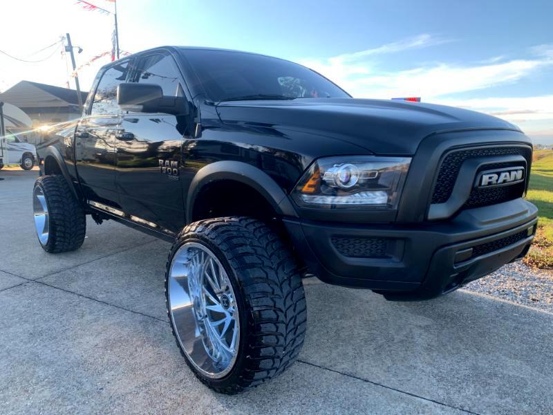 RAM 1500 Classic Tradesman Crew Cab SWB 2WD 2022