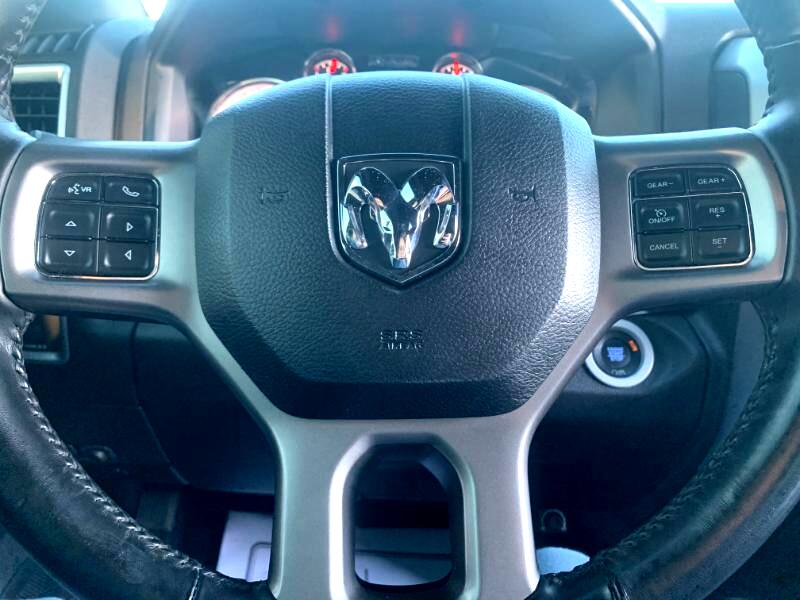 RAM 1500 Classic Tradesman Crew Cab SWB 2WD 2022