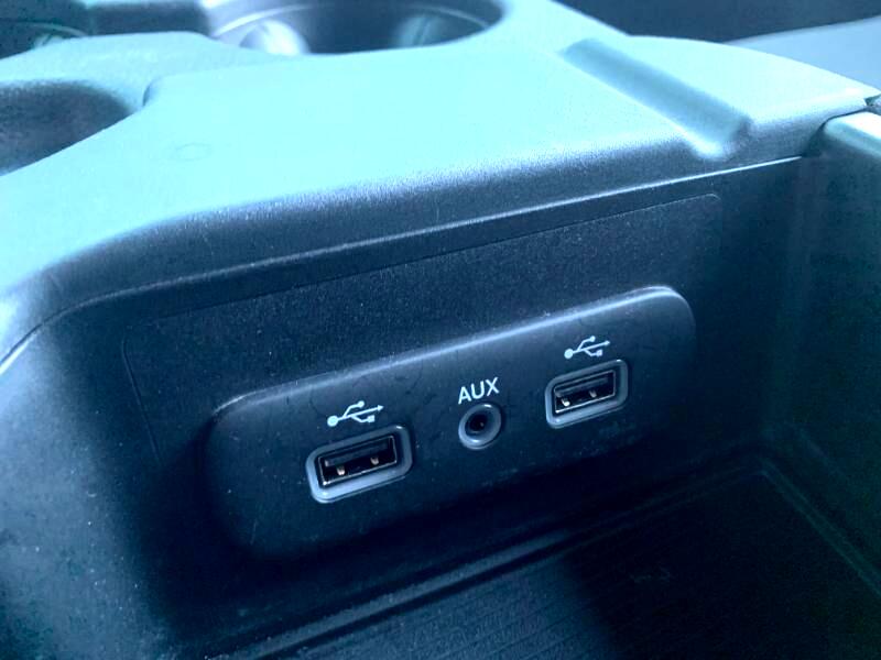 RAM 1500 Classic Tradesman Crew Cab SWB 2WD 2022