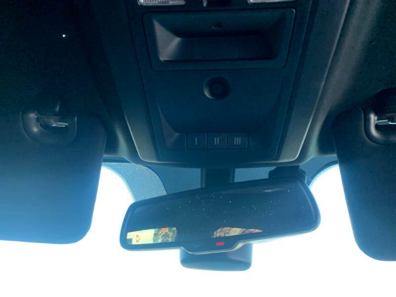 RAM 1500 Classic Tradesman Crew Cab SWB 2WD 2022