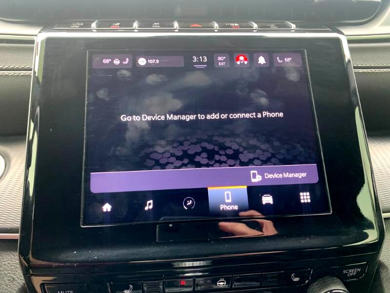 Jeep Grand Cherokee Laredo 4WD 2024