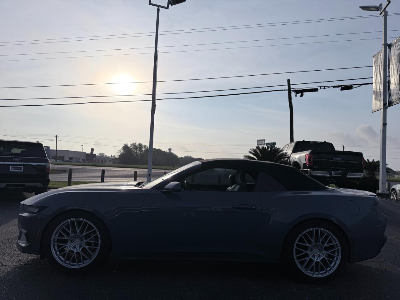 Ford Mustang EcoBoost Premium Convertible 2024