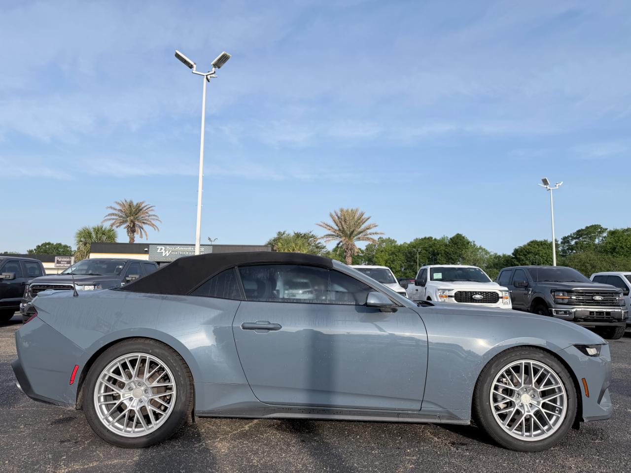 Ford Mustang EcoBoost Premium Convertible 2024