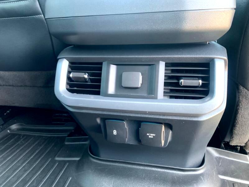 Ford F-150 Lariat SuperCrew 5.5-ft. Bed 4WD 2023